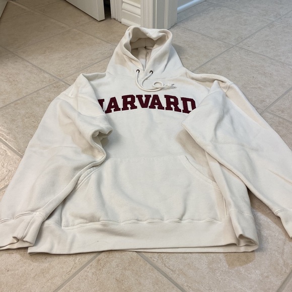 Harvard - Picture 2 of 14